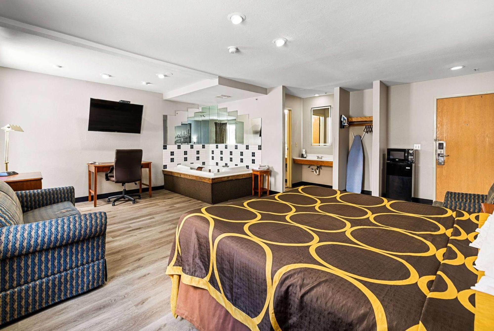 Super 8 By Wyndham Pittsburgh/Monroeville Esterno foto