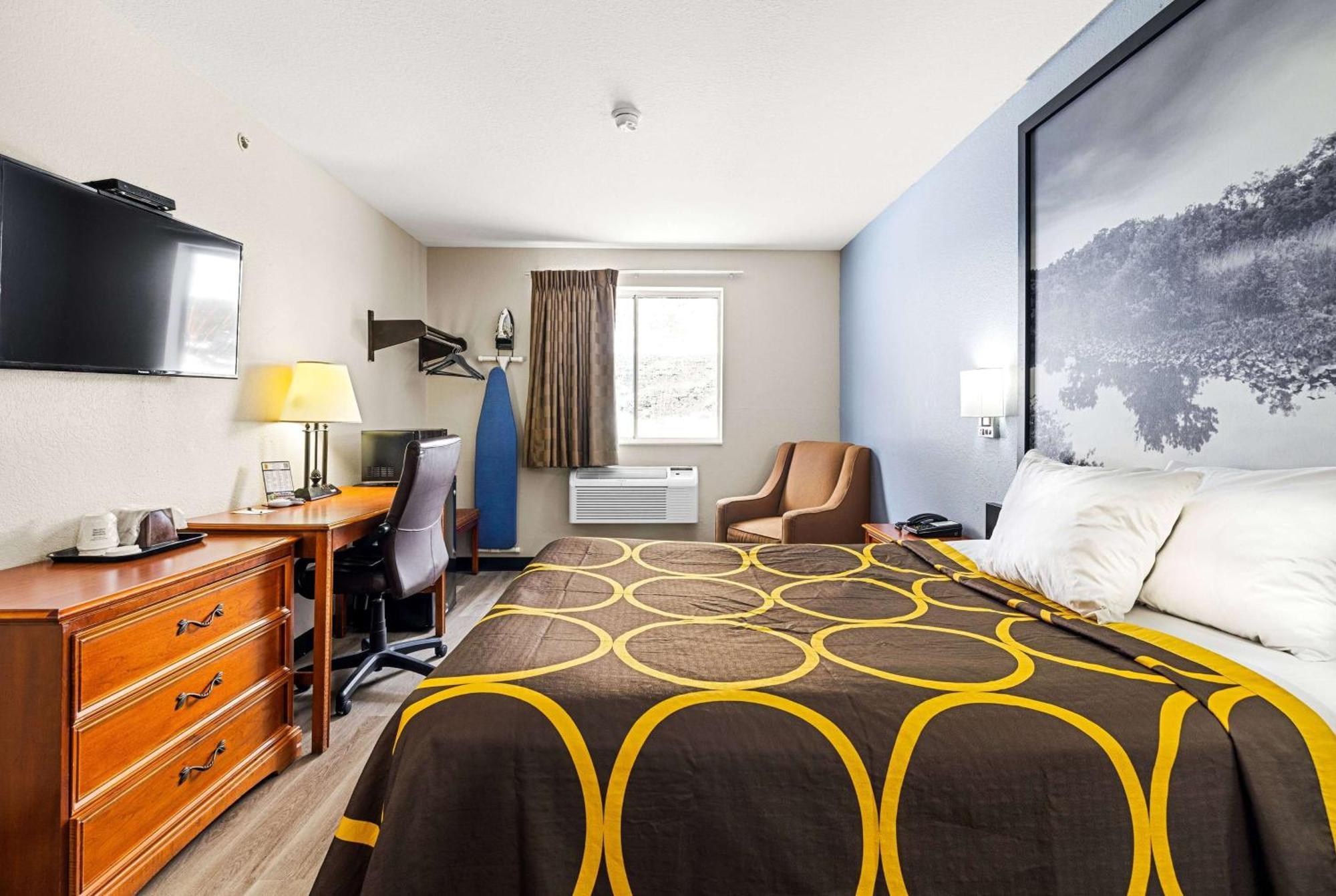 Super 8 By Wyndham Pittsburgh/Monroeville Esterno foto