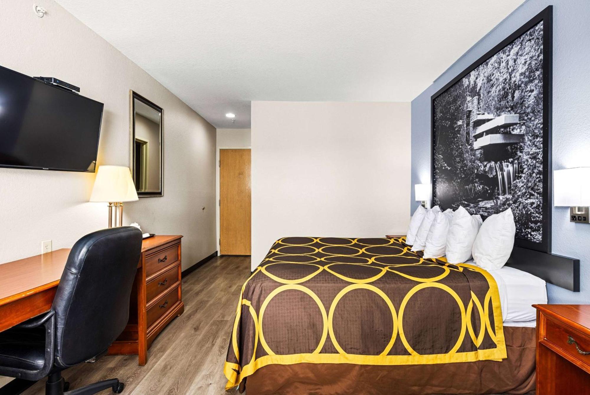 Super 8 By Wyndham Pittsburgh/Monroeville Esterno foto