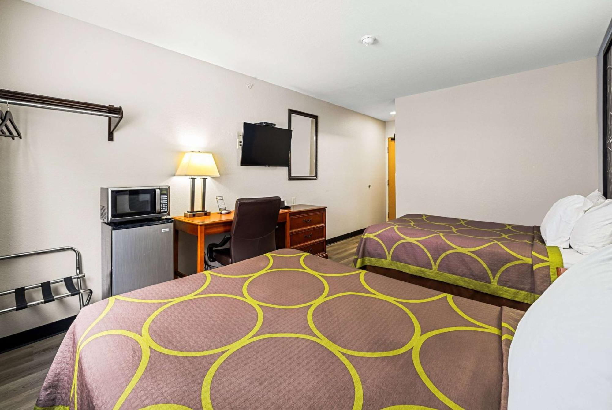Super 8 By Wyndham Pittsburgh/Monroeville Esterno foto